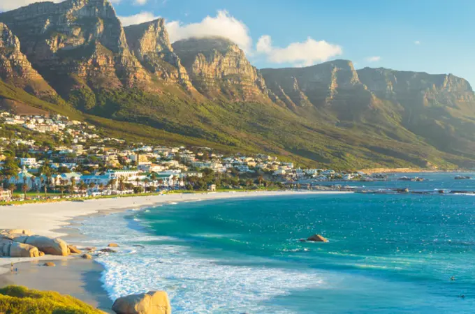Experience South Africa with Victoria Falls add-on