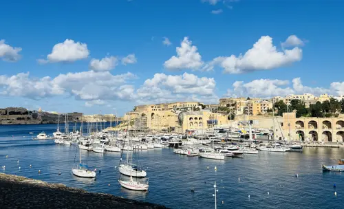 IMG_scenery_sea_boats.jpeg
